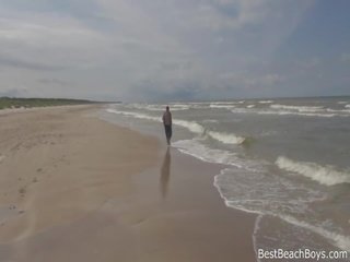 Плаж b-y пясъчен